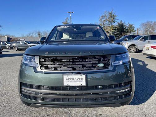 2023 Land Rover Range Rover P530 SE