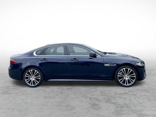 2022 Jaguar XF R-Dynamic SE P300 AWD Automatic