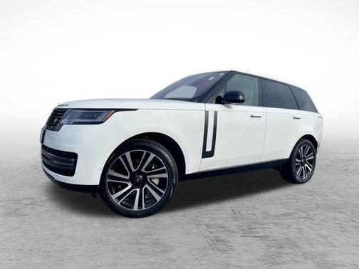 White 2023 Land Rover Range Rover P530 SE