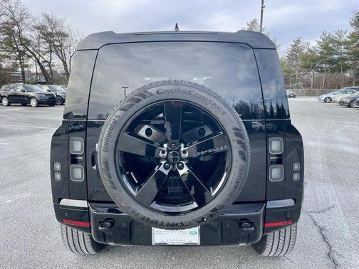 2026 Land Rover Defender P400 X-Dynamic SE