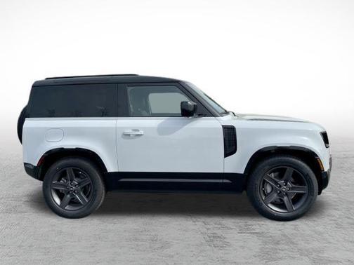 2025 Land Rover Defender 90 P400 X-Dynamic SE