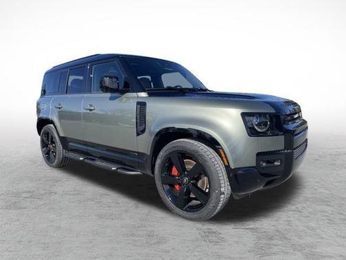 2025 Land Rover Defender 110 P400 X