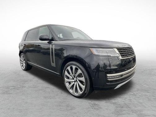 2025 Land Rover Range Rover P530 SE 7 Seat