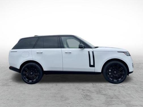 2025 Land Rover Range Rover P530 SE