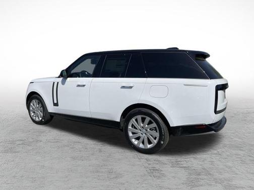 2025 Land Rover Range Rover P550e SE