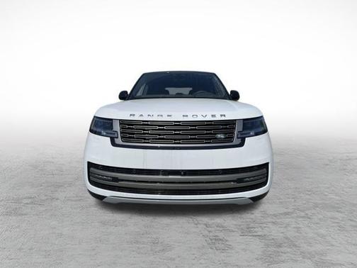 2025 Land Rover Range Rover P550e SE