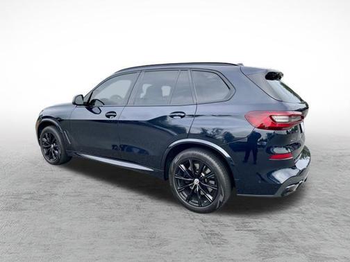 2023 BMW X5 M50i