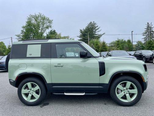 2023 Land Rover Defender 90 75th Edition