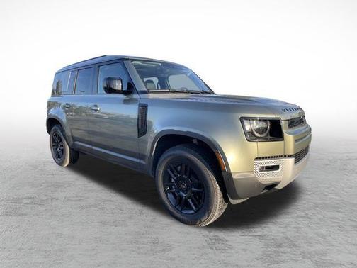 2025 Land Rover Defender 110 P400 S