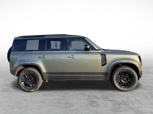 2025 Land Rover Defender 110 P400 S