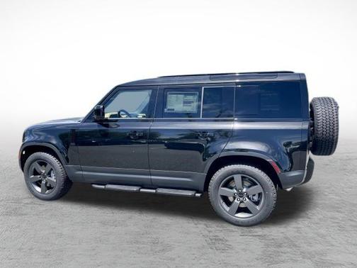Santorini Black Metallic 2026 Land Rover Defender P300 S