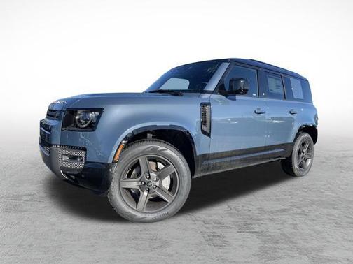 2025 Land Rover Defender 110 P400 X-Dynamic SE