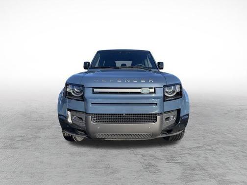 2025 Land Rover Defender 110 P400 X-Dynamic SE