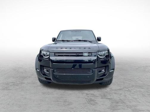 2025 Land Rover Defender 110 P400 X-Dynamic SE