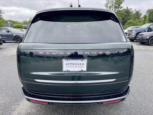 2025 Land Rover Range Rover P400 SE 7 Seat