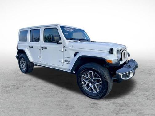 2024 Jeep Wrangler 4-Door Sahara 4x4