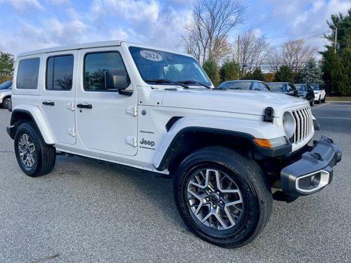 2024 Jeep Wrangler 4-Door Sahara 4x4