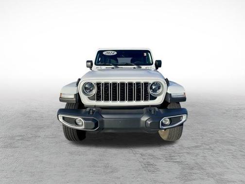 2024 Jeep Wrangler 4-Door Sahara 4x4