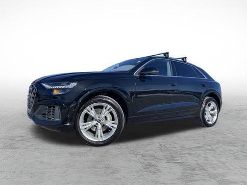 2023 Audi Q8 55 Premium Plus