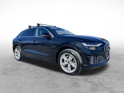 2023 Audi Q8 55 Premium Plus