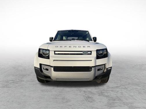 2025 Land Rover Defender 110 P400 S
