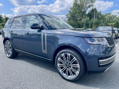 2025 Land Rover Range Rover P400 SE