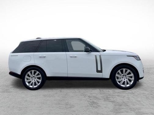2024 Land Rover Range Rover P400 SE