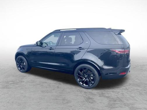 2024 Land Rover Discovery P300 Dynamic SE