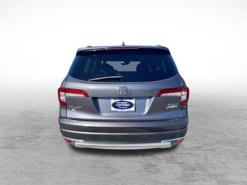 2022 Honda Pilot Touring 8-Passenger