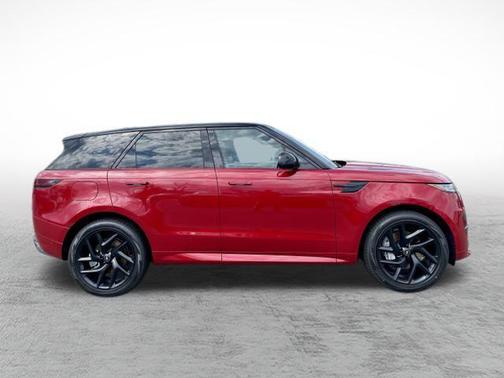 2025 Land Rover Range Rover Sport SE