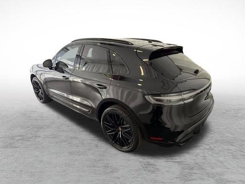 Black 2022 Porsche Macan Macan GTS
