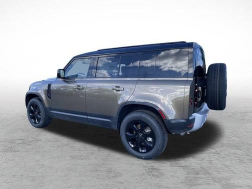 2025 Land Rover Defender 110 P300