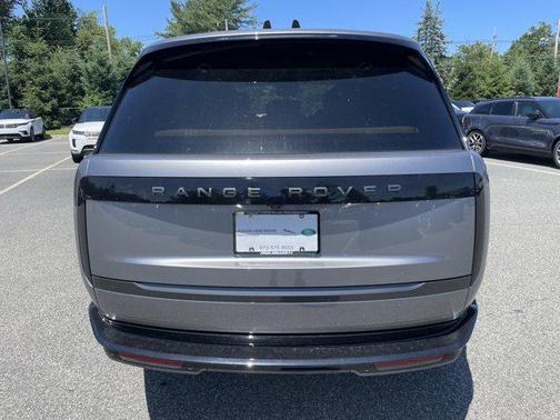 2025 Land Rover Range Rover P400 SE