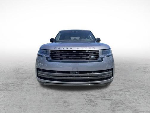 2025 Land Rover Range Rover P400 SE