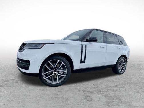 2026 Land Rover Range Rover P550e SE