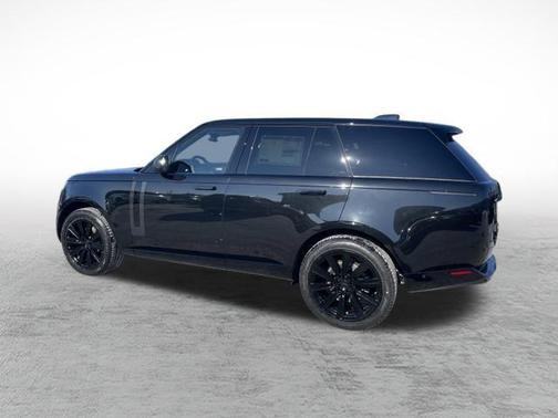 2026 Land Rover Range Rover P400 SE