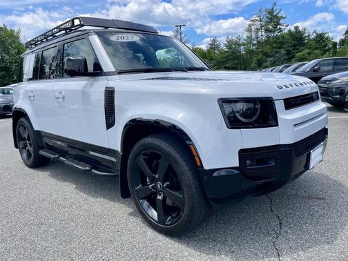 Yulong White Metallic 2023 Land Rover Defender 110 V8