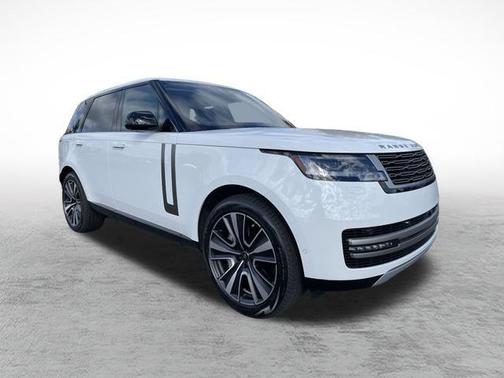 2025 Land Rover Range Rover SE