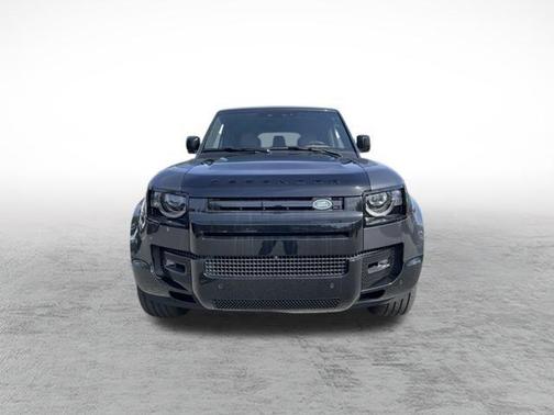 2025 Land Rover Defender 130 P400 X