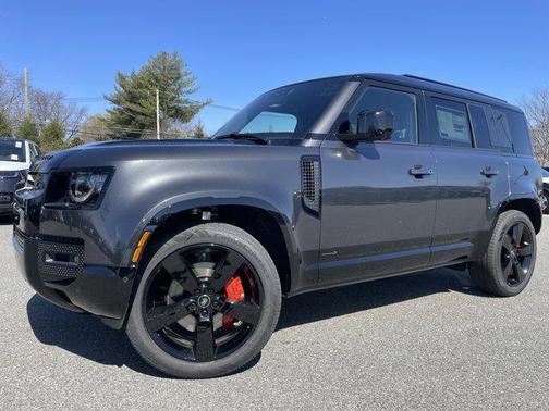 2025 Land Rover Defender 110 P400 X