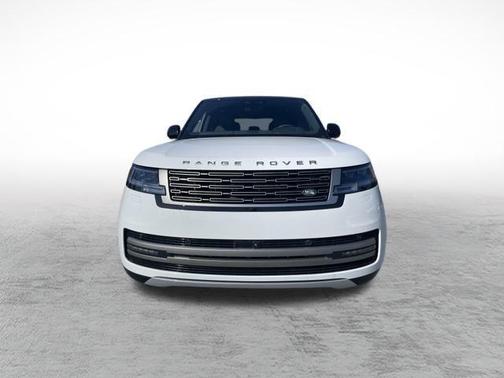 2025 Land Rover Range Rover P400 SE
