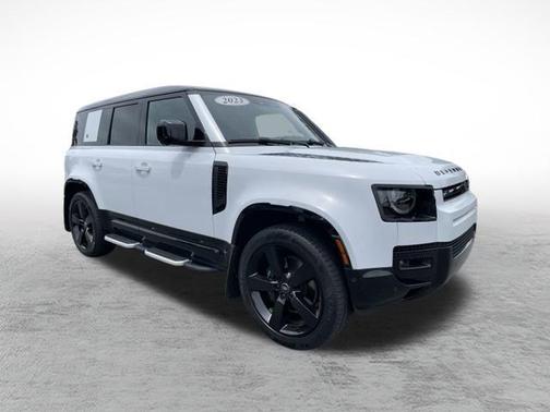 2023 Land Rover Defender 110 V8