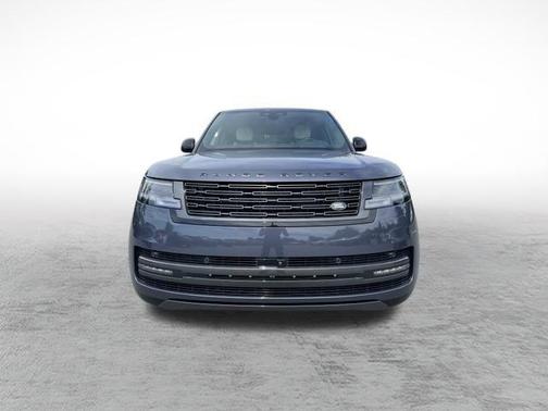 2025 Land Rover Range Rover P400 SE