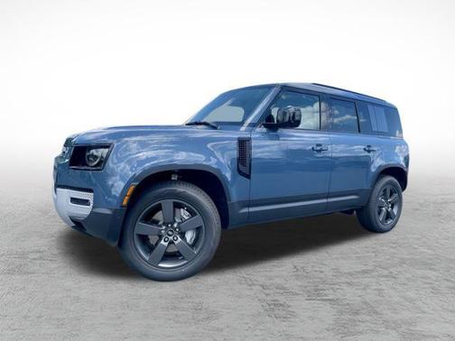 2025 Land Rover Defender 110 P300