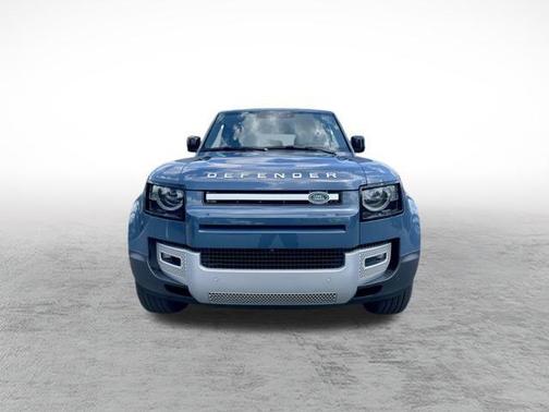 2025 Land Rover Defender 110 P300