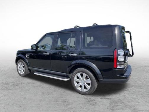 2016 Land Rover LR4 Base