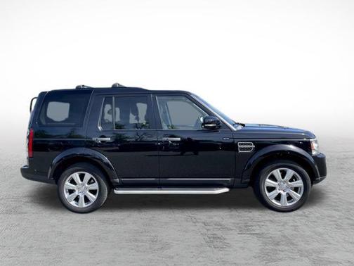 2016 Land Rover LR4 Base