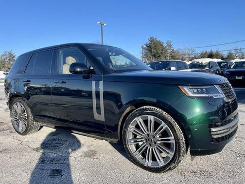 2024 Land Rover Range Rover P530 SE