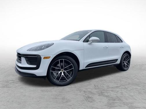 2022 Porsche Macan Base