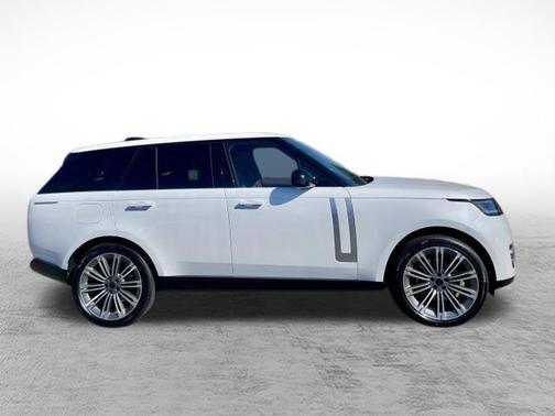 Ostuni Pearl White Premium Metallic 2026 Land Rover Range Rover P530 Autobiography